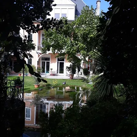Rue De Lorry Bed & Breakfast Bagneres-de-Bigorre