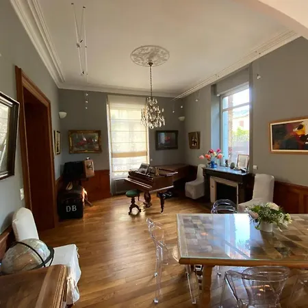 Rue De Lorry Bed & Breakfast